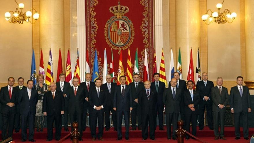 José Luis Rodríguez Zapatero, en una reunión del año pasado con los presidentes de todas las comunidades autónomas.