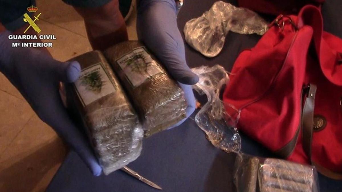 Hachís incautado en una operación de la Guardia Civil contra el narcotráfico en Málaga.