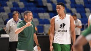 Ibon Navarro, junto a Tyson Pérez, en el entrenamiento de este martes.