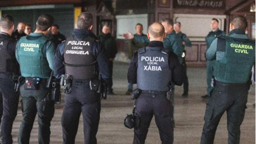 La Guardia Civil de Alicante forma a monitores y policías de la provincia en técnicas de respuesta ante situaciones de riesgo