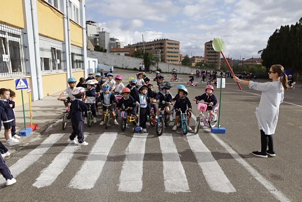 Día de la Bici en el Colegio de las Dominicas