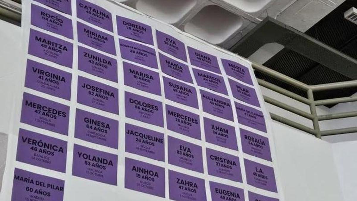 Cartel restituido en el aulario de Guajara.