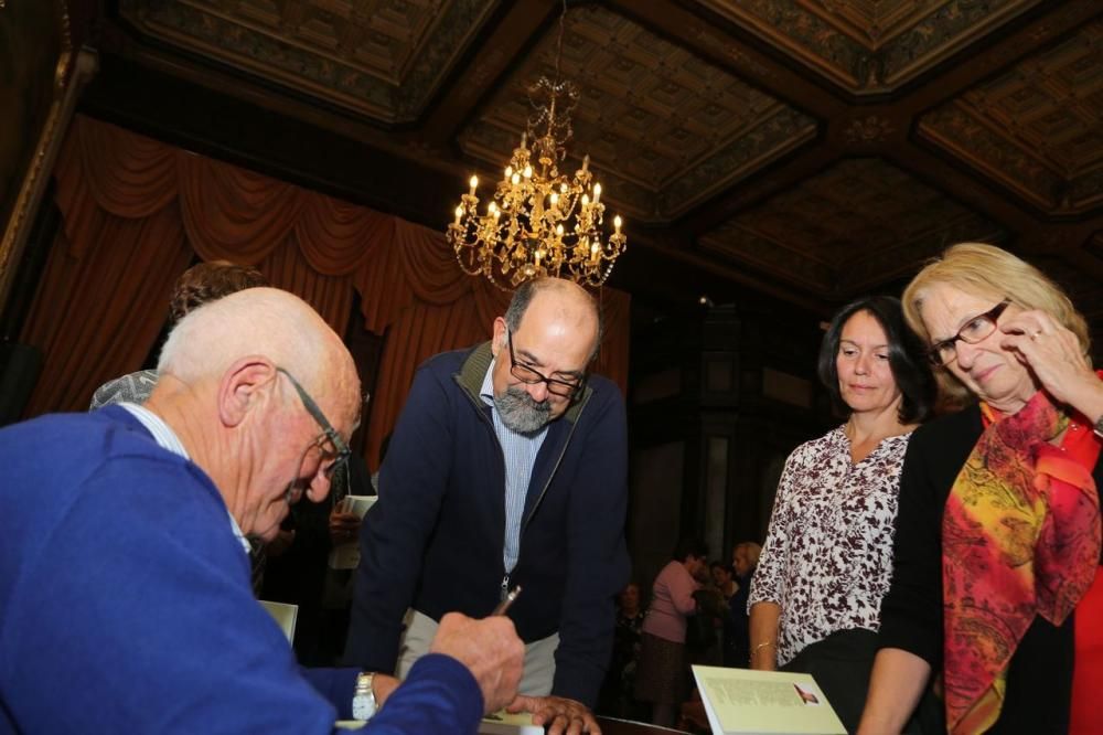 Presentación del libro "Contra viento y marera"