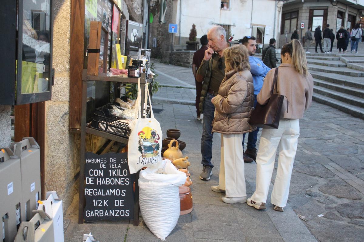 Turistas en Puebla de Sanabria