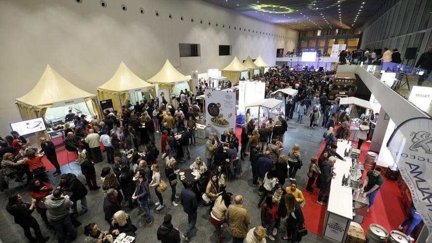 Auf der Gastromesse &quot;Ser Foodie&quot; mallorquinische Häppchen kosten