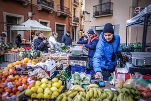 IPC se modera al 2,8% en febrero y los alimentos suben un 5,3%, su menor alza en dos años