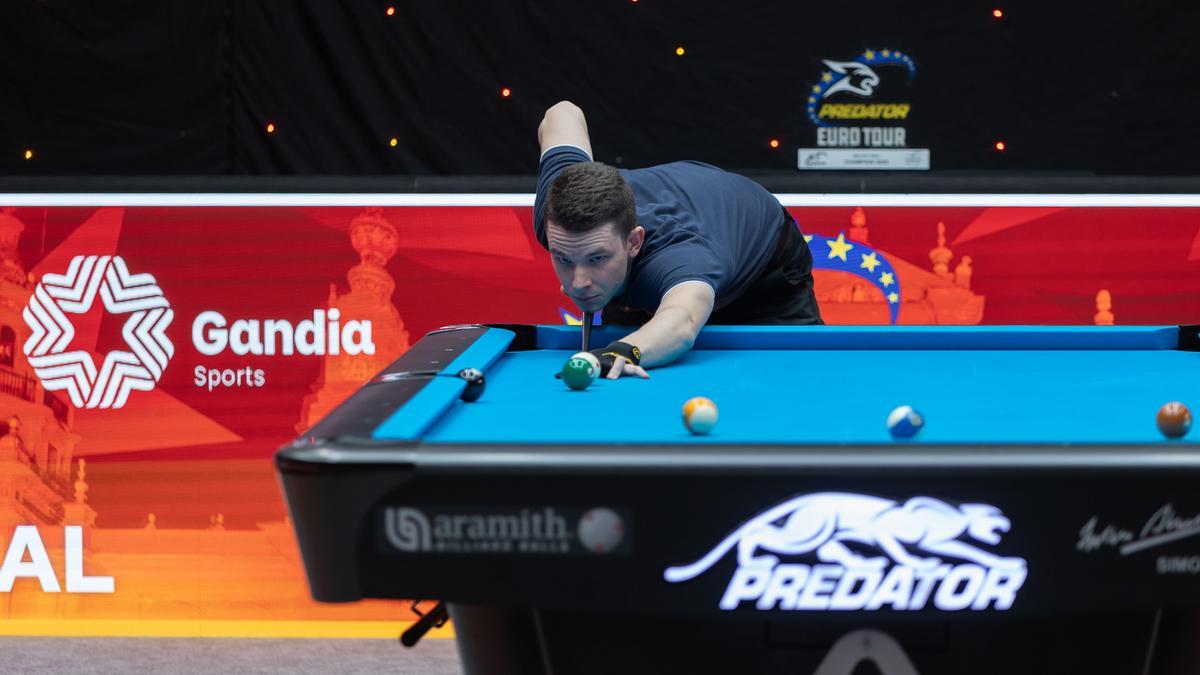 El campeón del torneo, en acción.