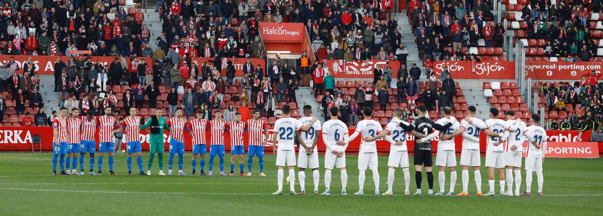 En imágenes: Así fue el Sporting-Huesca en El Molinón