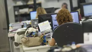 ¿Te piden hacer horas extra constantemente? Un abogado laboralista da 3 consejos clave