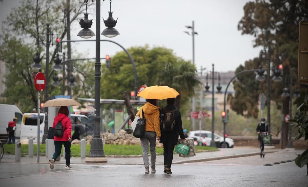 El tiempo en València: Lluvia par empezar el fin de semana