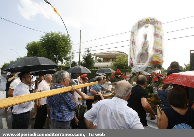 Vial-real devuelve su patrona a la ermita