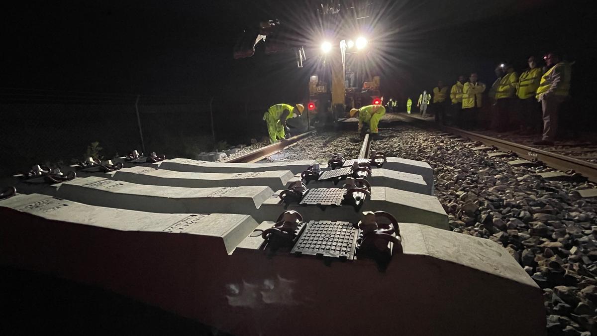 Adif moderniza el tramo Silla-Pobla Llarga de Cercanías