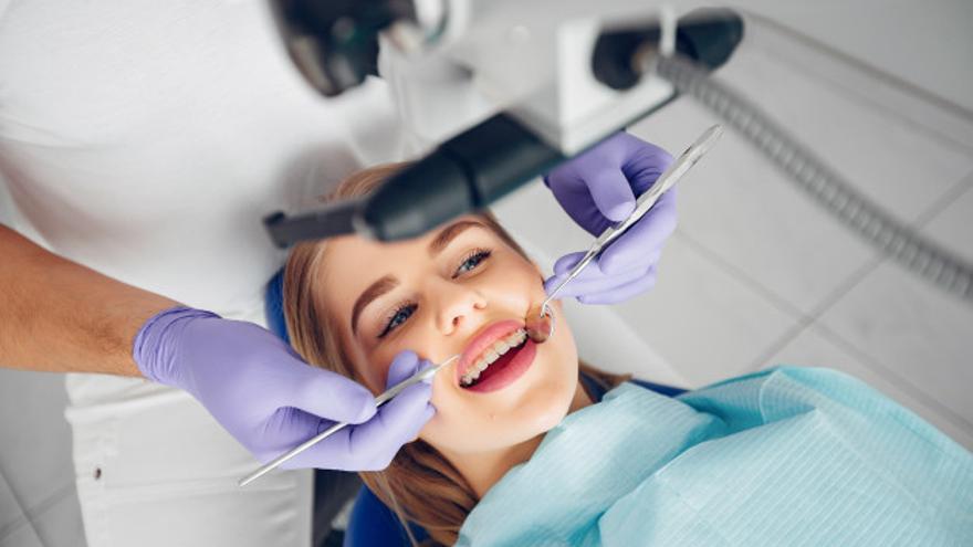 ¿Cómo saber si tienes una fisura dental?