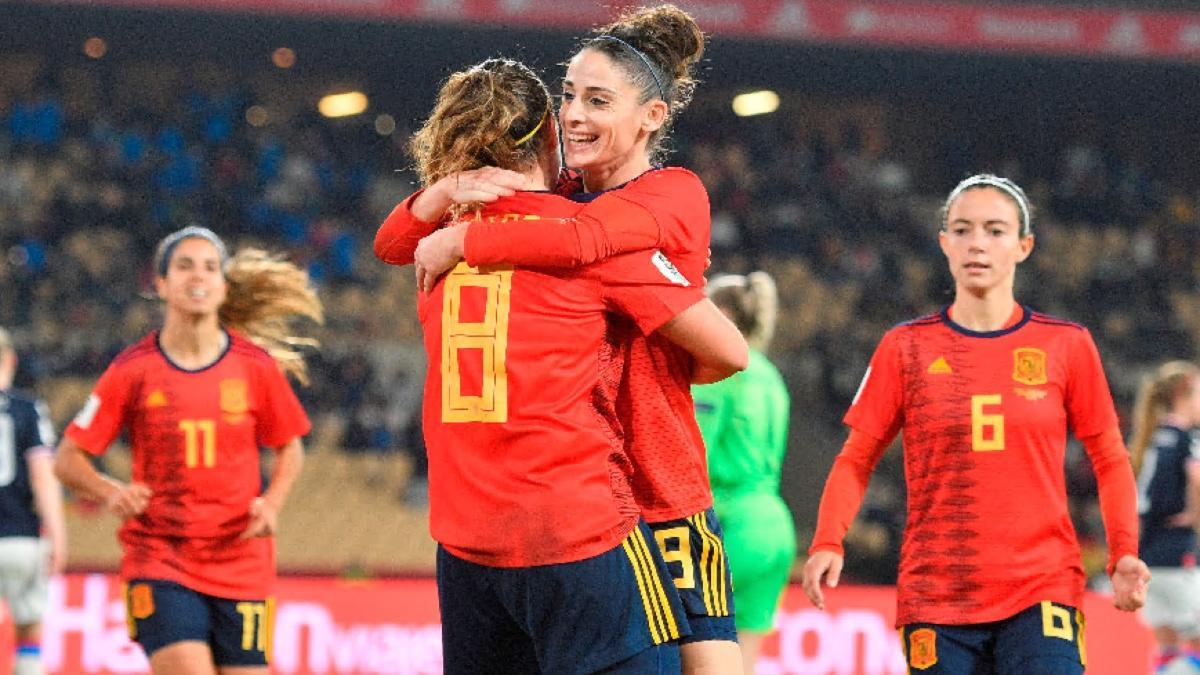 Goleada de escándalo de España
