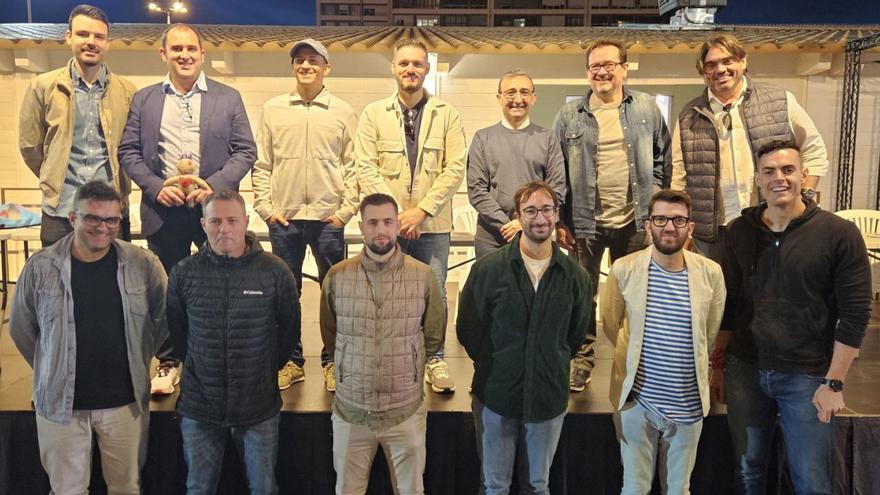 Los artistas de la Federación de Especial analizaron la actualidad del oficio en la tertulia de la «Festa per a Tots». | M.DOMÍNGUEZ