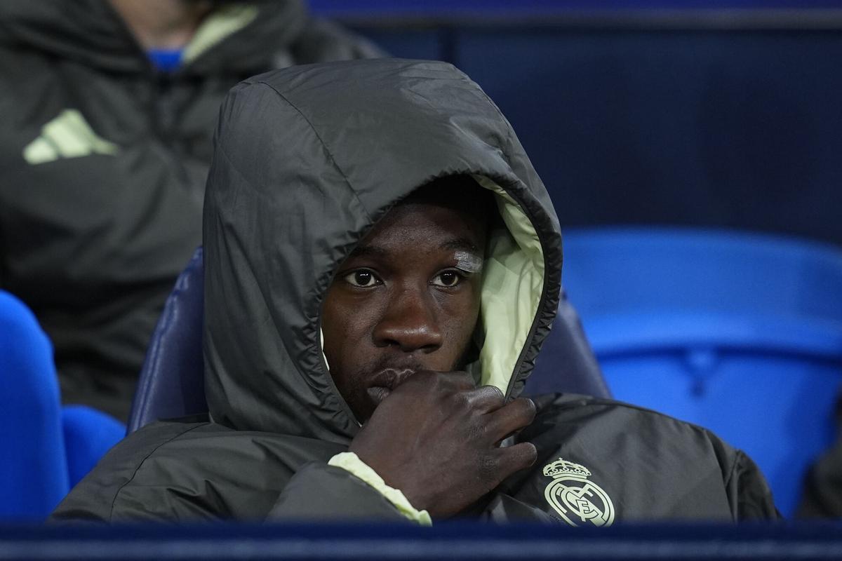 Eduardo Camavinga, jugador del Real Madrid, durante el partido de vuelta de Champions contra el Manchester City.