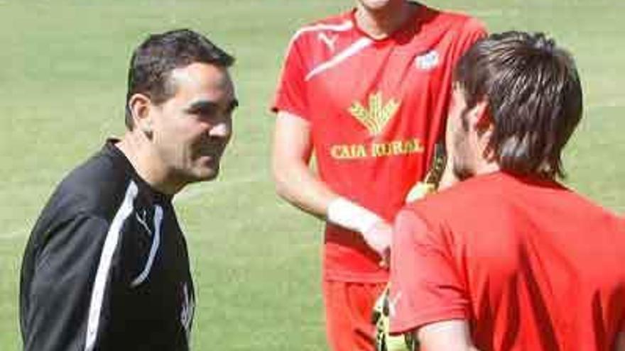 Miguel Losada, con Álvaro de la Iglesia y Tomás González.