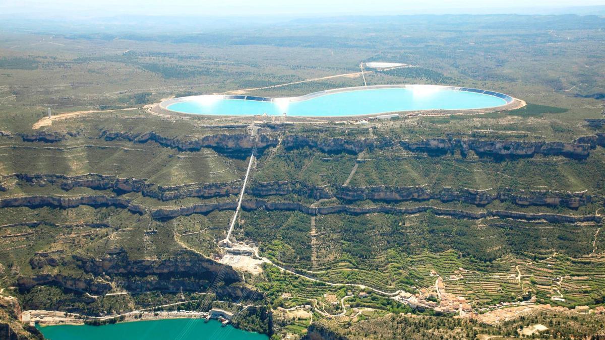 La batería más grande de Europa está en España y puede generar electricidad durante 16 horas seguidas