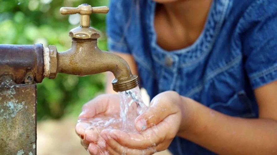 Inventan un sistema para desalar agua con energía solar y bajo coste