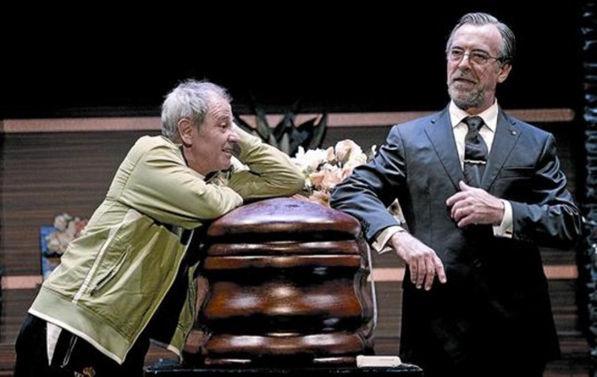 Dos mons 8 Miquel Gelabert, un sindicalista rondinaire, i Pep Ferrer, un polític corrupte, a ’Rigor mortis’.