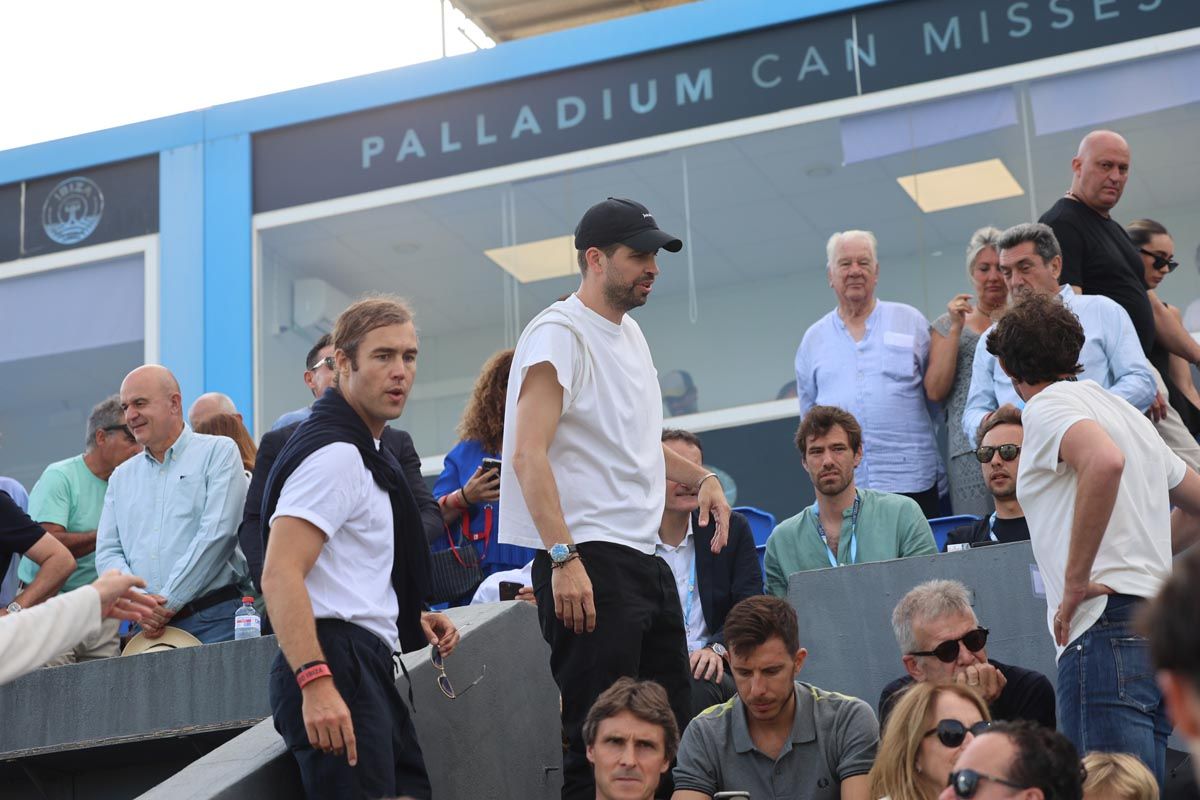 Galería: Piqué en Ibiza para ver el partido de la UD-Andorra