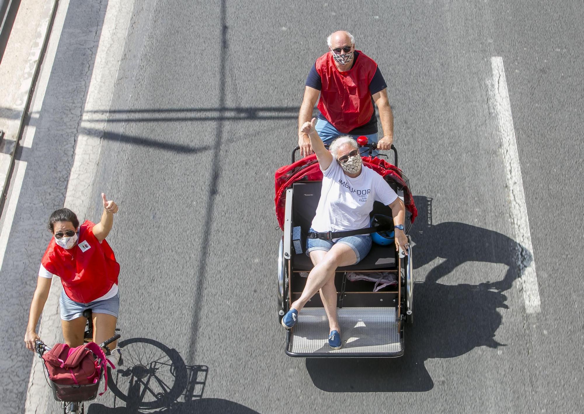 Unas 355 personas participan en la Ciclovía 2020 de Alicante