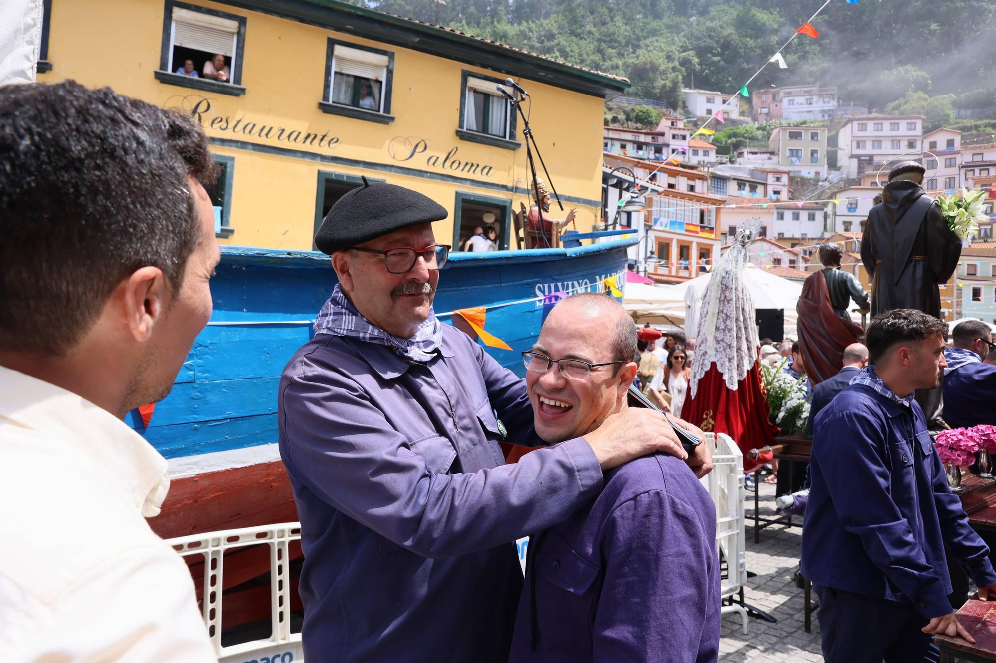 EN IMÁGENES: así fue el día de L'Amuravela en Cudillero