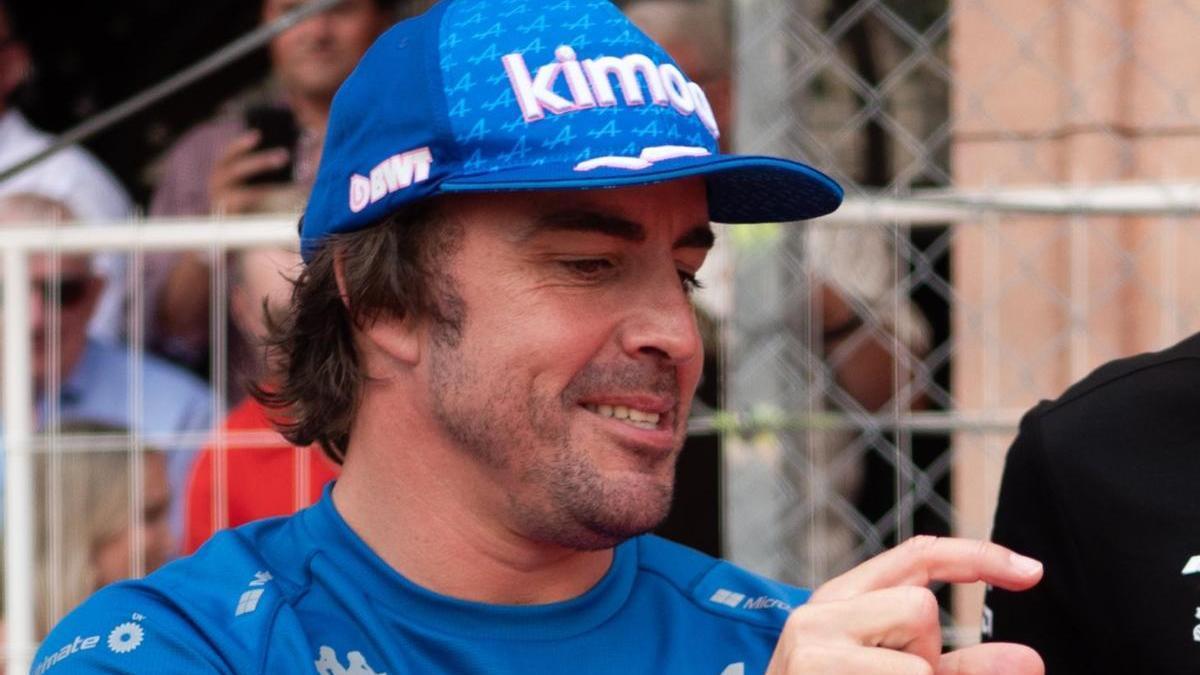 Fernando Alonso decidirá su futuro tras el verano.