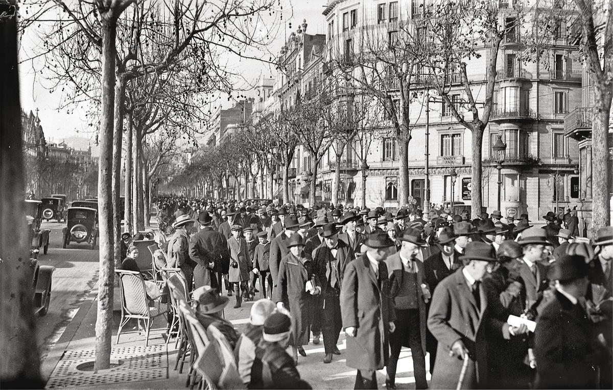 El paseo de Gràcia, cuando las sombrererías eran un gran negocio.