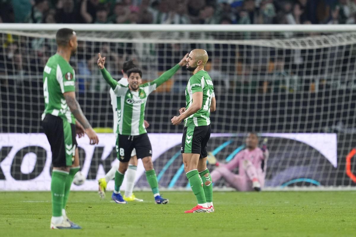 Imagen del encuentro Real Betis - Panathinaikos en el Estadio de la Cartuja de Sevilla.