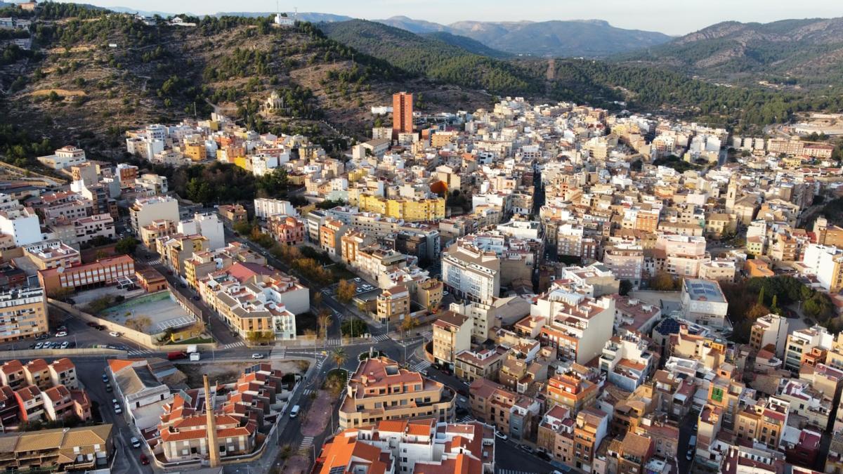 Panorámica de l’Alcora, que no ha parado de crecer en los últimos cuatro años, al pasar de 10.488 habitantes a 10.702 vecinos empadronados.