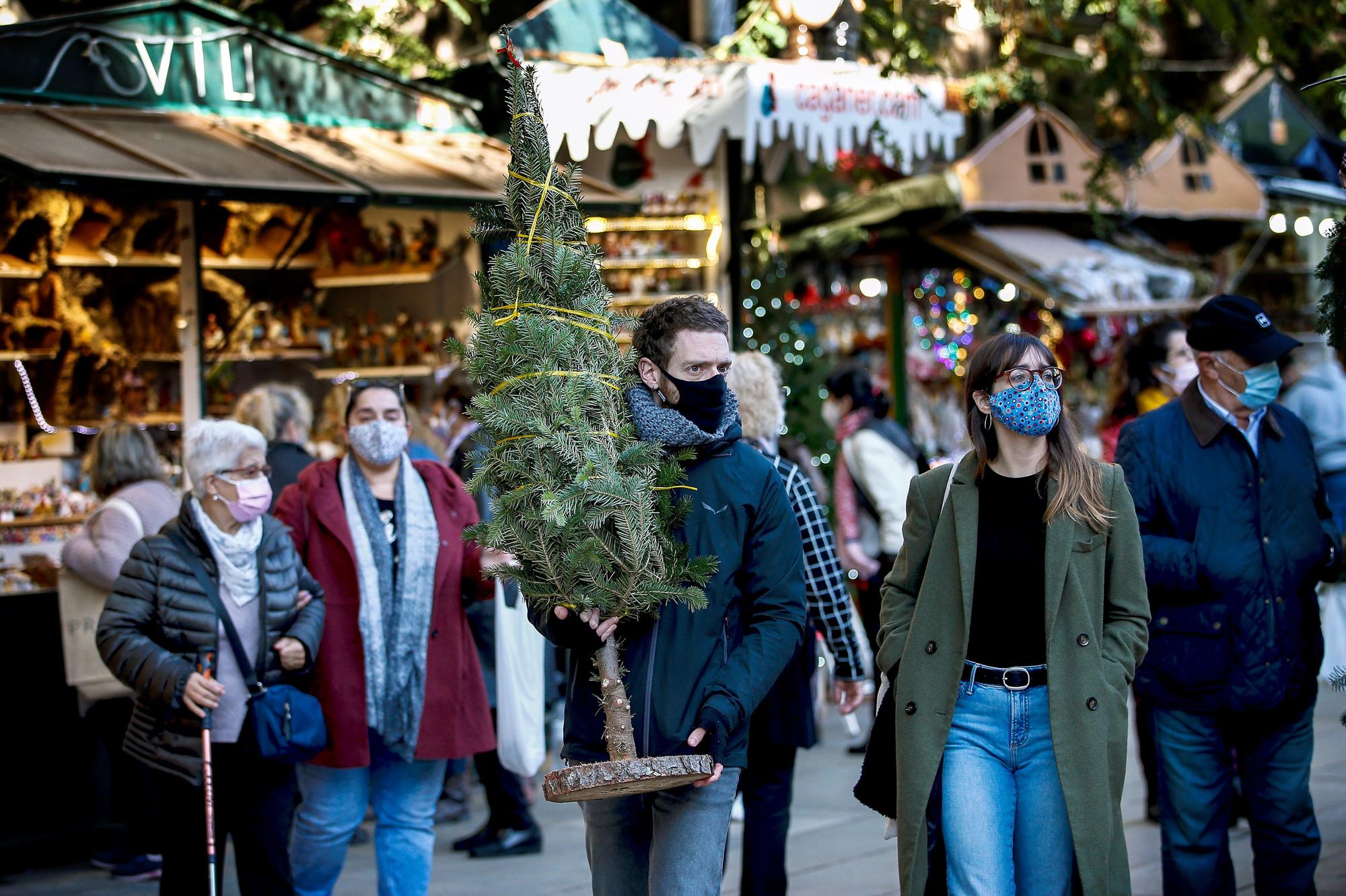 Mercado navideño en Barcelona.