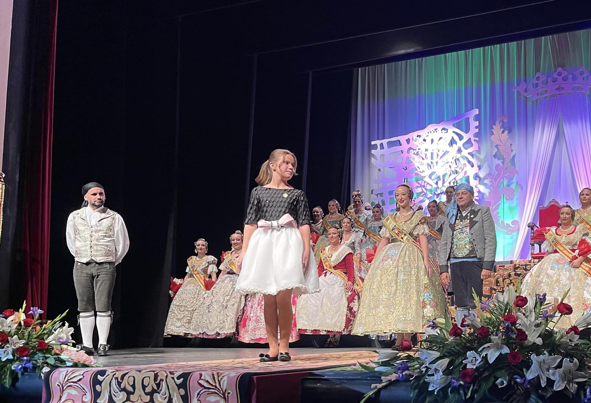 Exaltación de Elena Cebríán como Fallera Mayor de Alzira