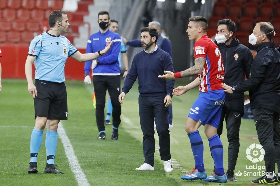 Partido de la Liga Smartbank entre el Sporting y el Málaga CF