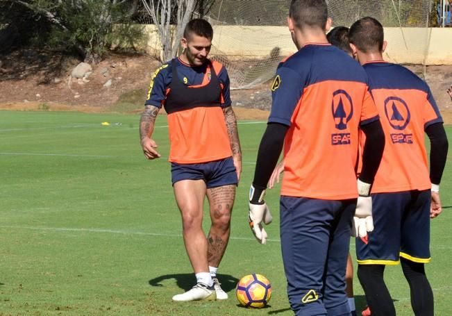 PAPA NOEL ENTRENAMIENTO UD LAS PALMAS