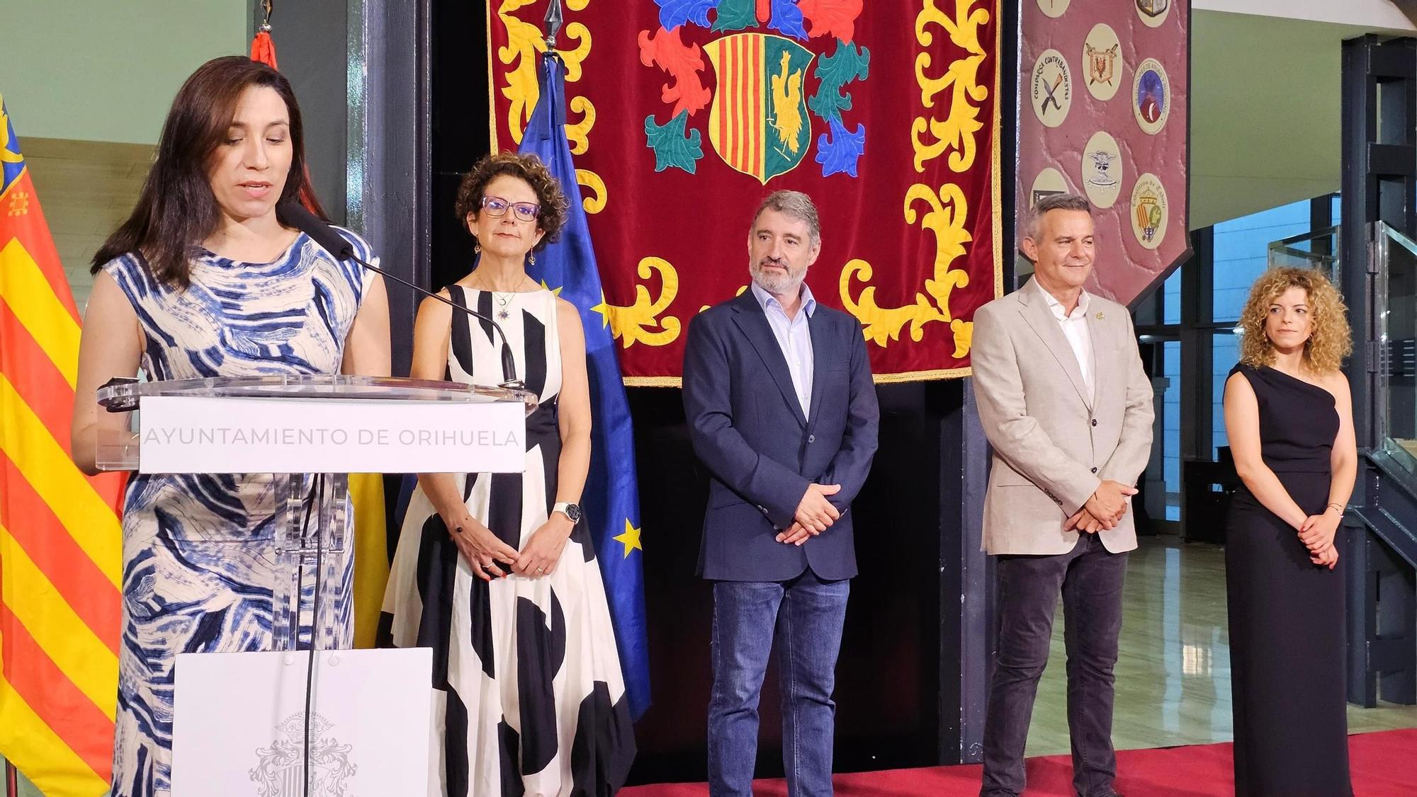 Así ha sido la recepción del Ayuntamiento de Orihuela a los cargos festeros