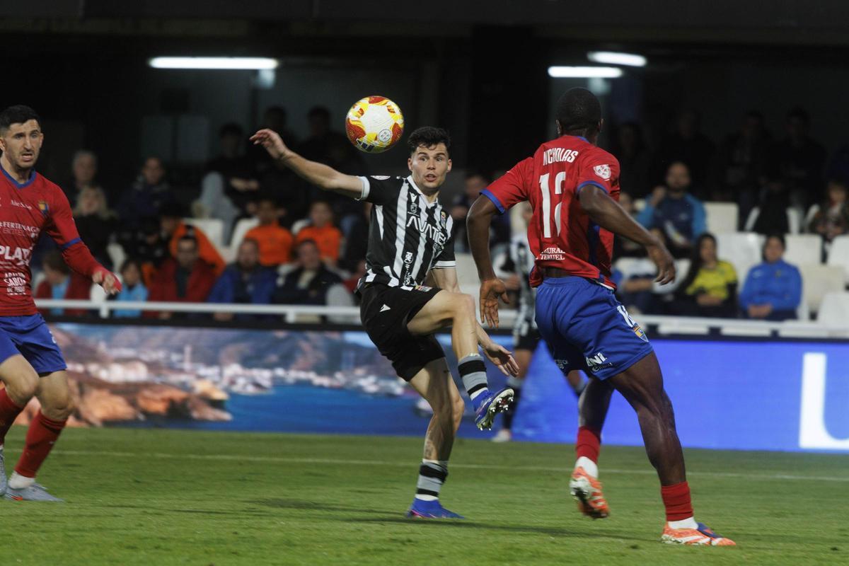 Las imágenes del partido entre el FC Cartagena y el CD Teruel
