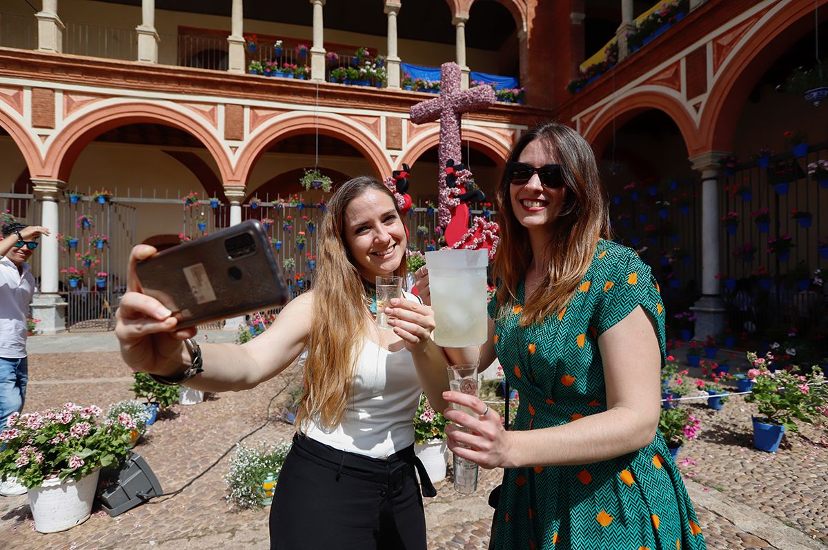 La Hermandad del Huerto, primer premio de cruces del casco histórico