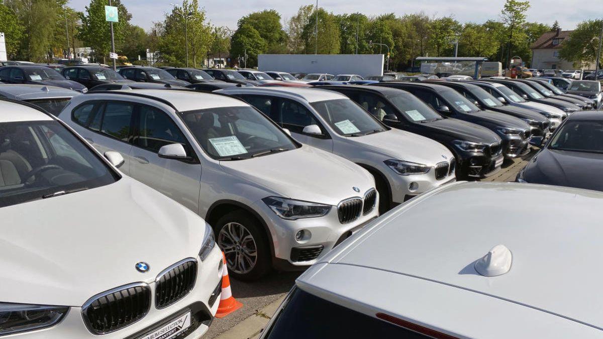 Las ventas de coches de ocasión bajaron un 14,2 % en 2020 en Canarias