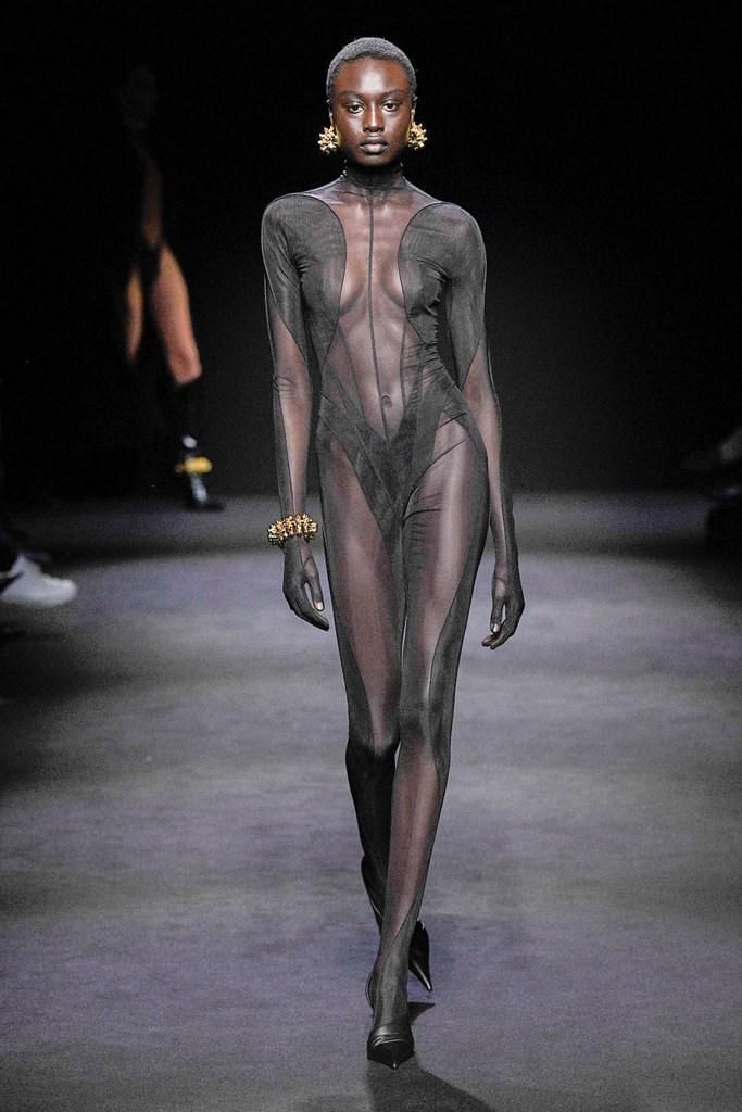 Mugler