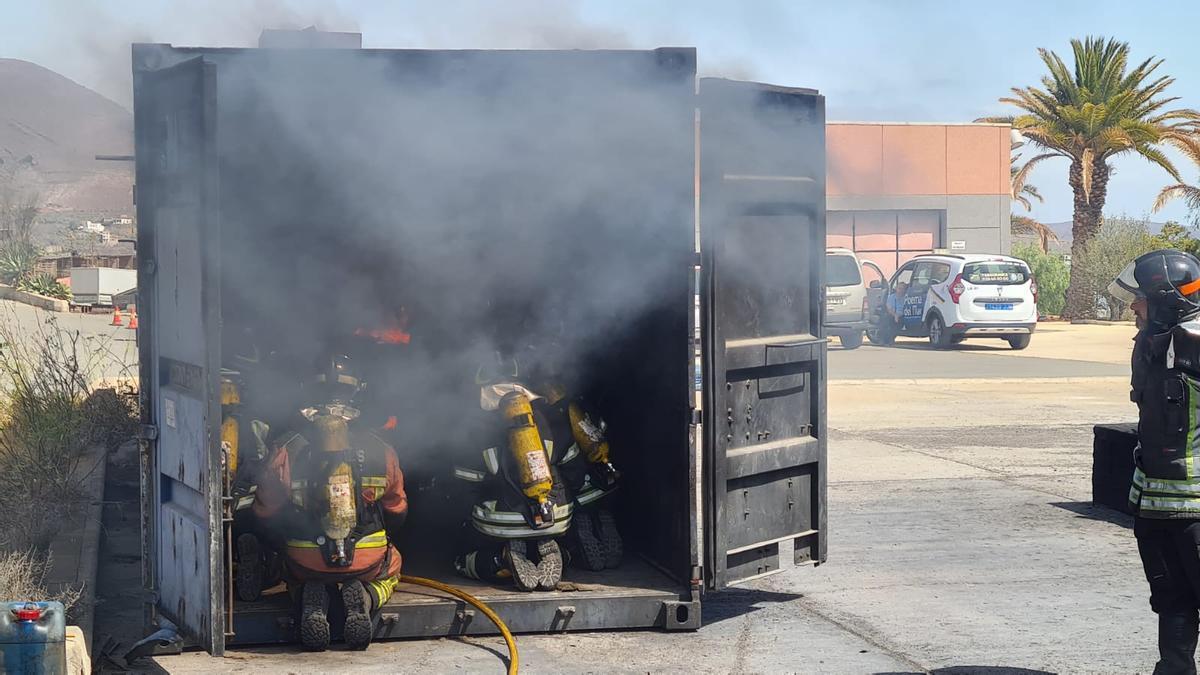 Formación de los nuevos bomberos de Las Palmas de Gran Canaria