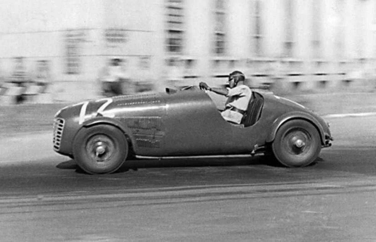 El primer Ferrari de la historia