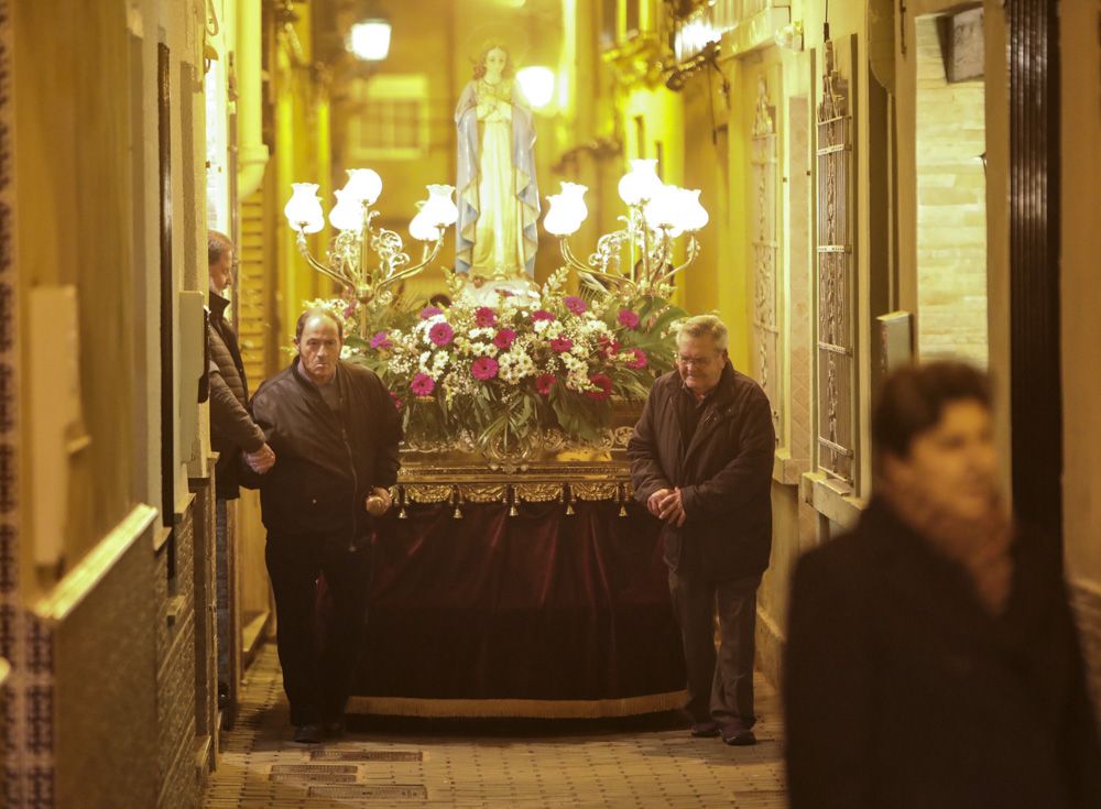 Procesión en Albalat dels Tarongers el día de su patrona.