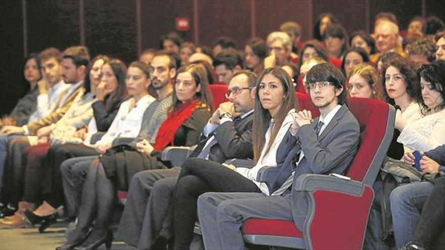 Rabanales acoge la primera muestra de estudios de posgrado de la UCO