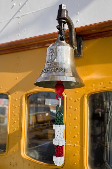 El buque italiano Amerigo Vespucci visita Valencia