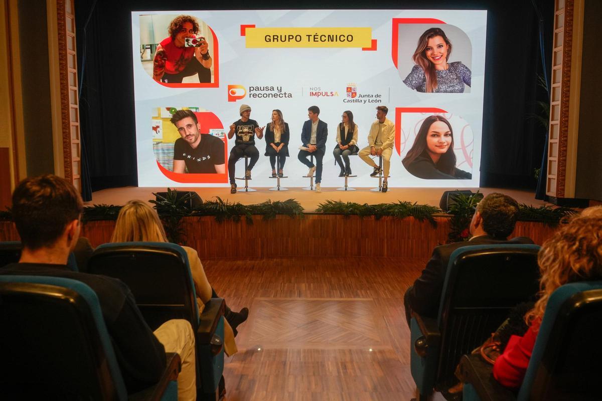 Desde la izquierda, Borja Zamorano, Yolanda Rufino, Pablo Carretero, Sandra Amez y Víctor Pérez