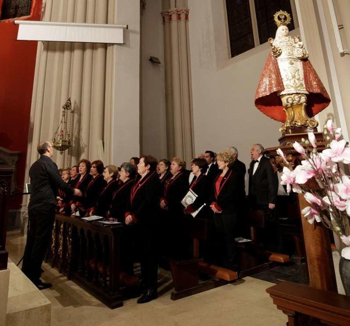 El Orfeón de Mieres lleva su "Concierto Sacro" a Oviedo
