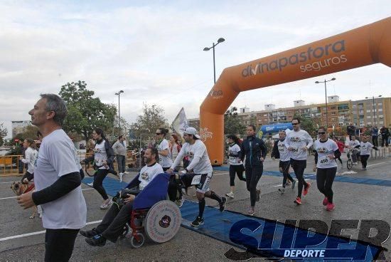 Las mejores imágenes de la XVI Vuelta a Pie Solidaria 'Es Posible' 2016