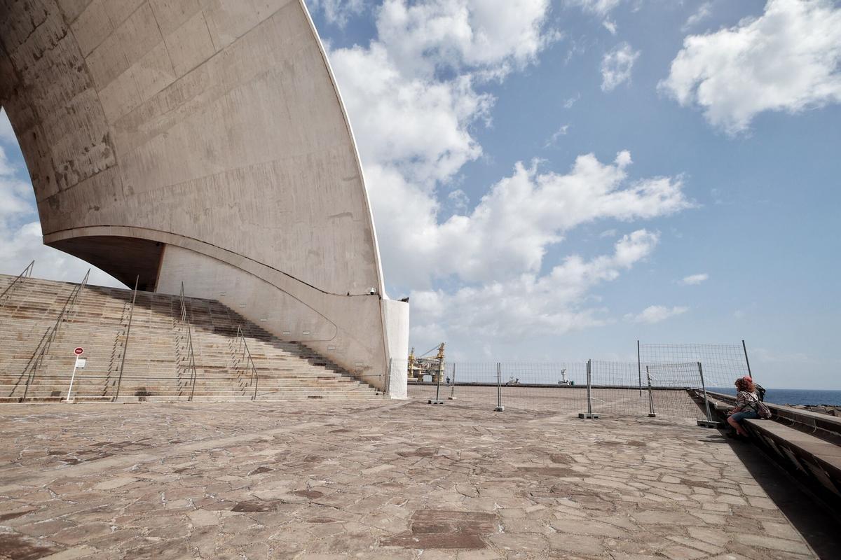 Mal estado de la fachada del Auditorio