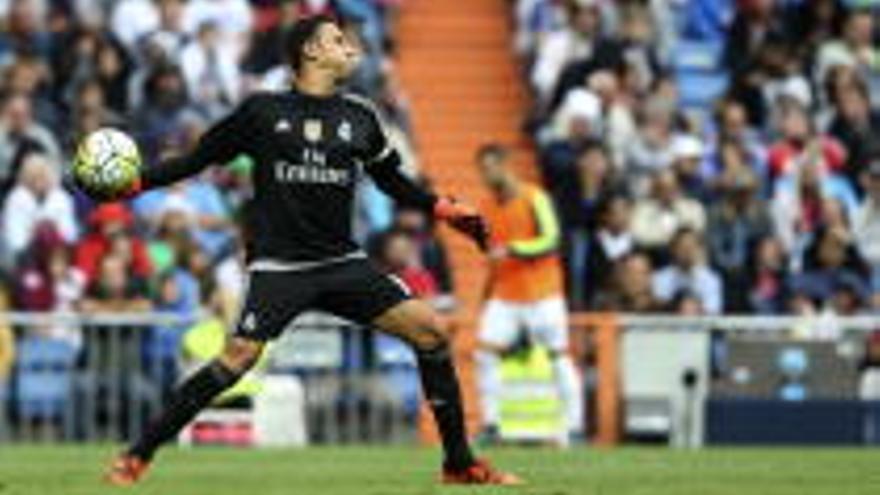 Keylor Navas seguirá un año más en el club.